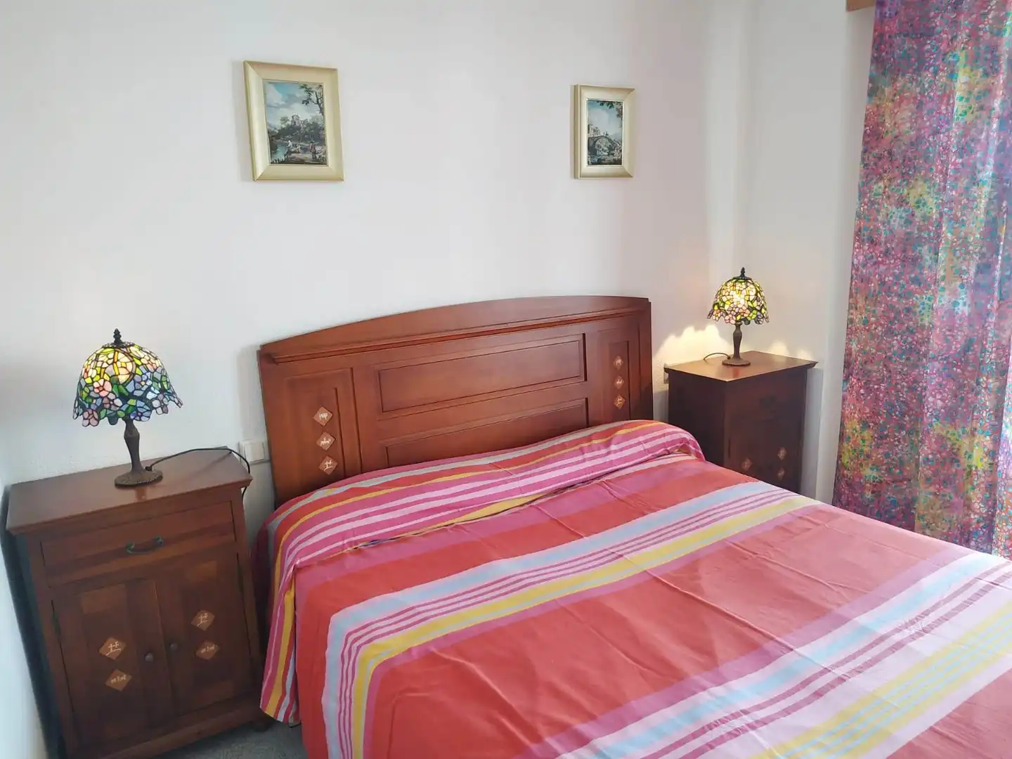 Habitación de Apartamento de alquiler en El Campello con Terraza, Piscina y Amueblado