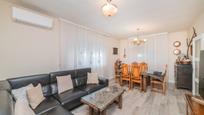 Living room of House or chalet for sale in Ugena  with Air Conditioner and Swimming Pool