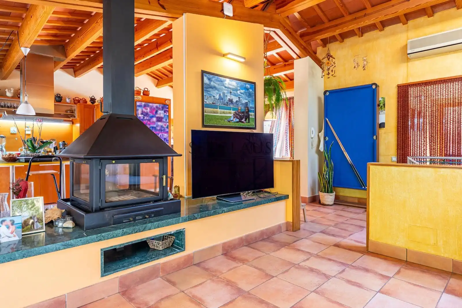 Sala d'estar de Casa o xalet en venda en Argentona amb Aire condicionat, Calefacció i Parquet