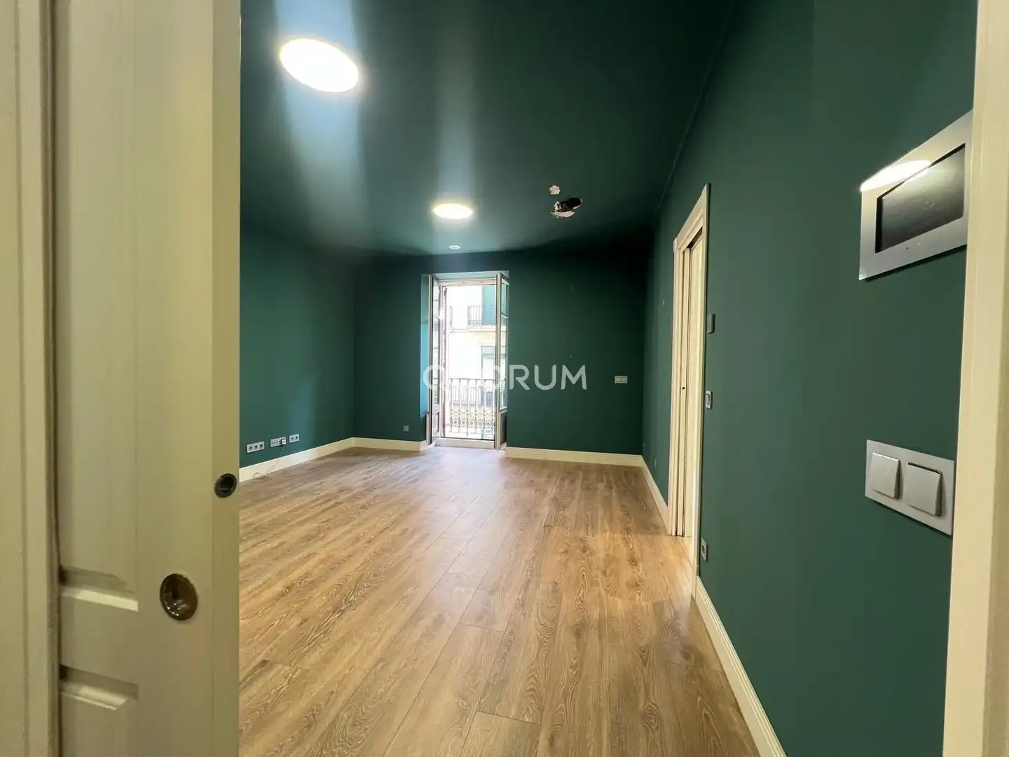 Piso de alquiler en Bilbao  con Calefacción, Parquet y Balcón