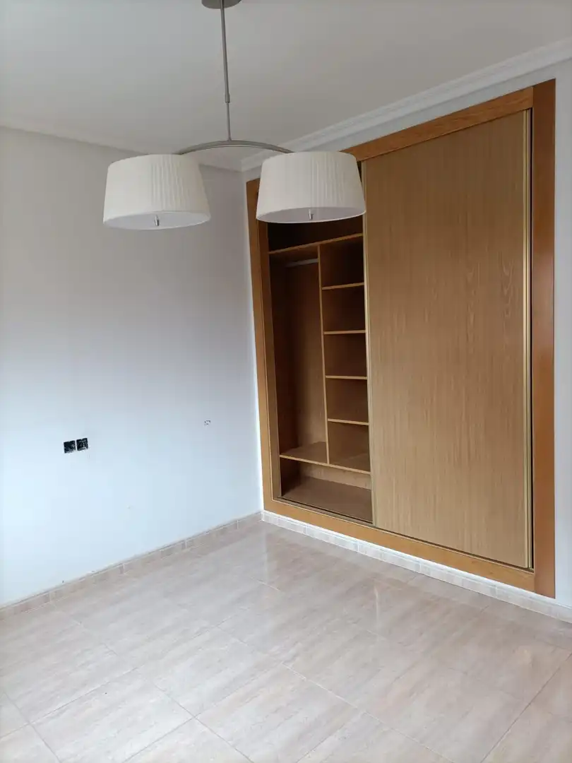 Habitación de Apartamento de alquiler en Murcia con Aire acondicionado, Calefacción y Balcón