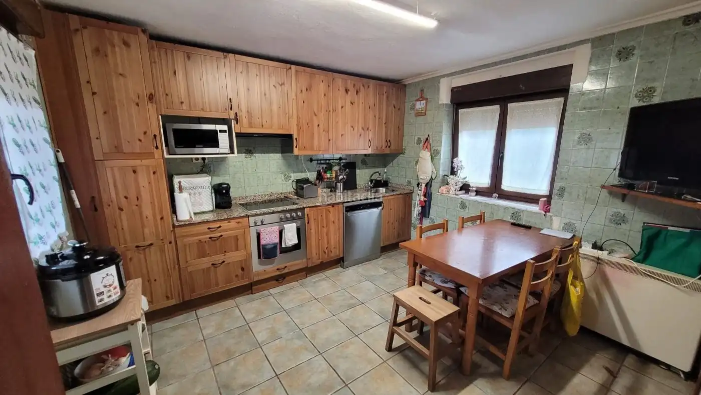 Casa a schiera in vendita a Lugar Romillo 21, imagen 9