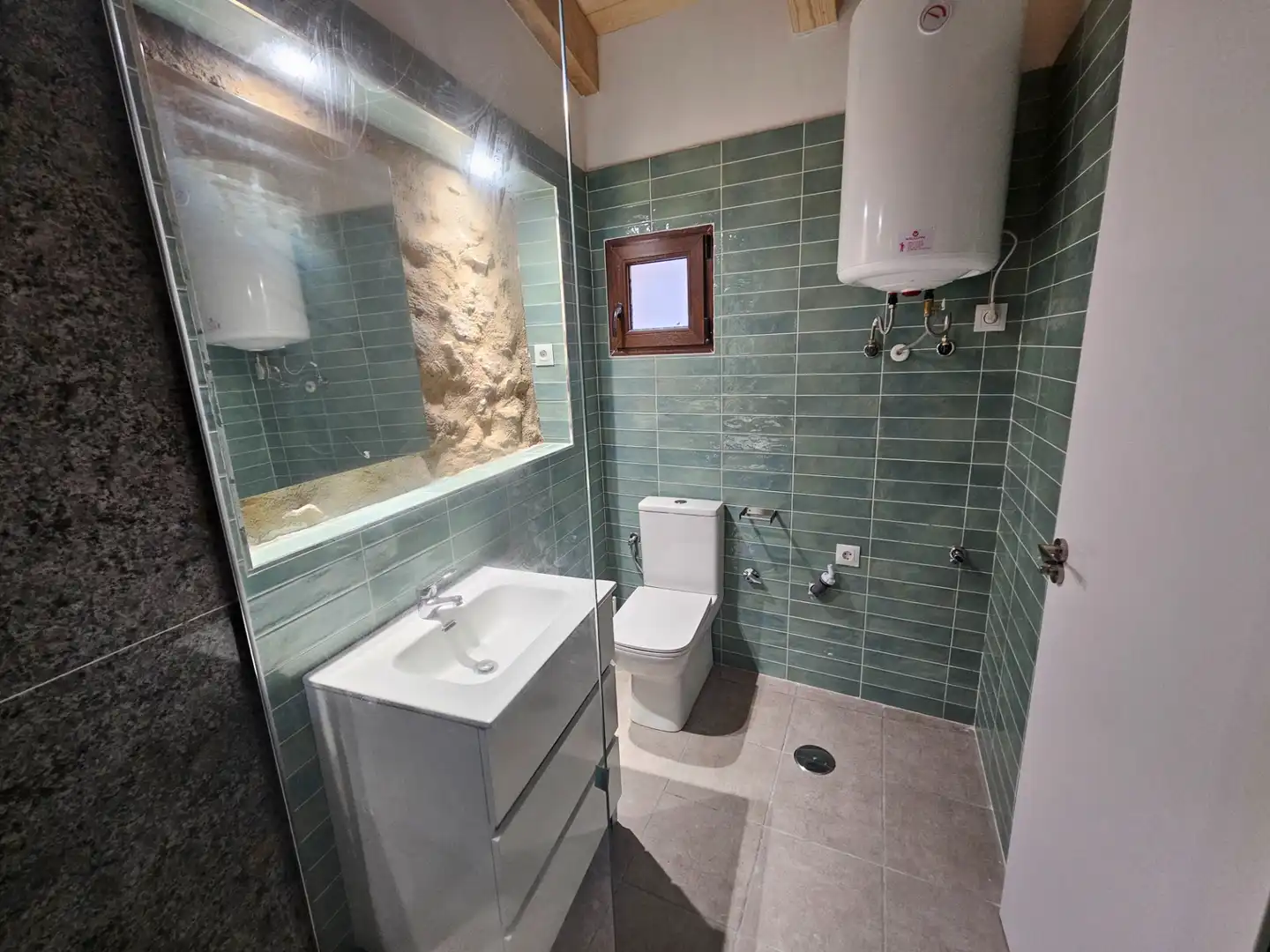 Room in Calle de los Mozos, 13, Cabanillas de la Sierra