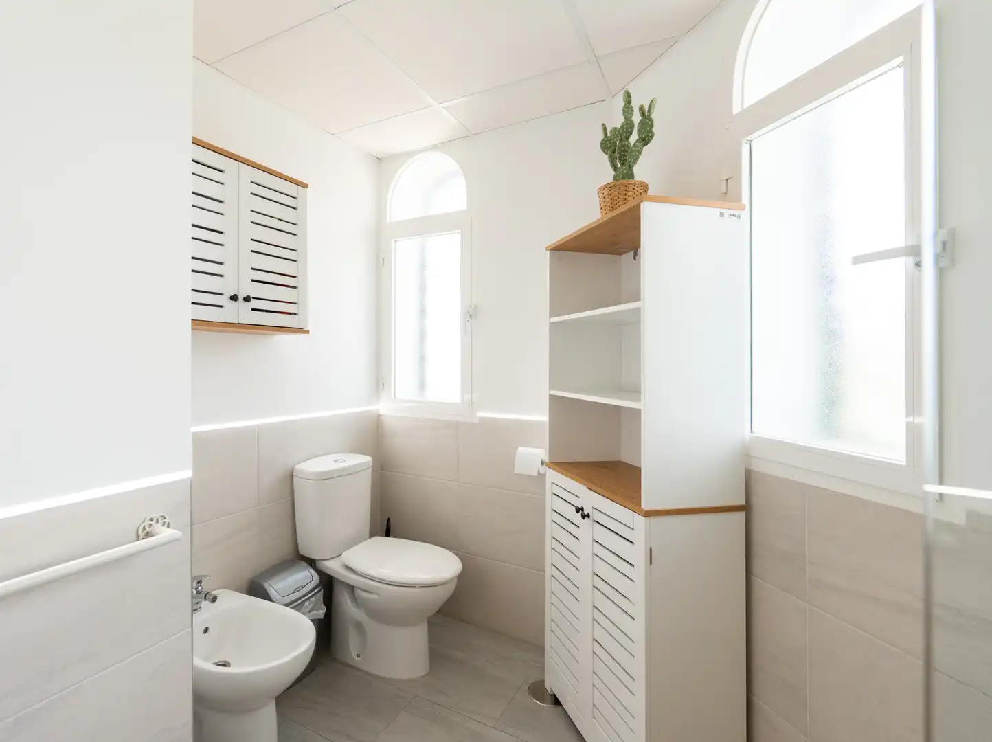 Baño de Casa adosada en venta en Marbella con Aire acondicionado, Terraza y Piscina