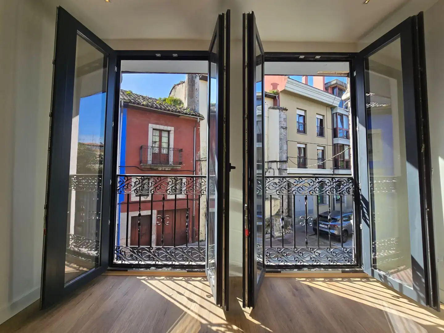 Balcony of Flat for sale in Llanes