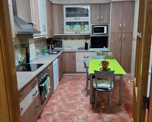 Kitchen of Planta baja for sale in San Clemente  with Furnished, Oven and Microwave