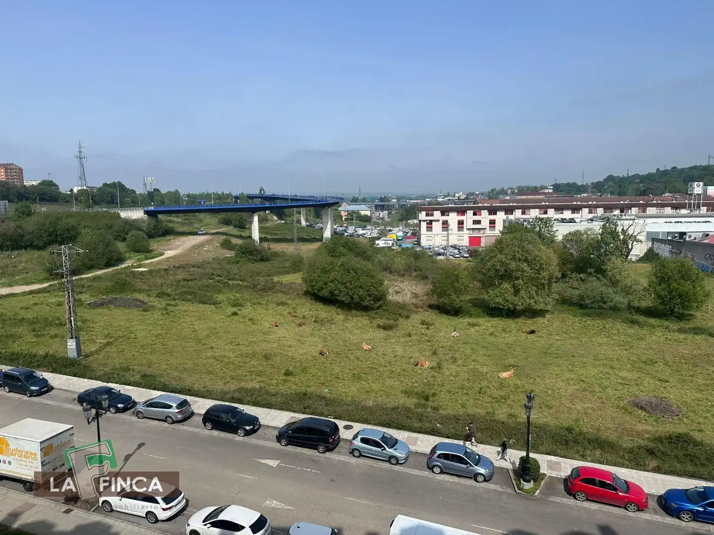 Pis en venda en Oviedo  amb Calefacció, Parquet i Traster
