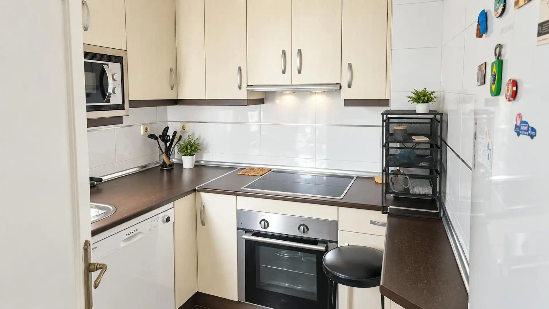 Kitchen of Flat for rent in Madrid  with Heating, Furnished and Washing machine