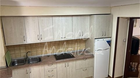 Foto 5 de Casa adosada en venta en Castillo de Locubín, Jaén