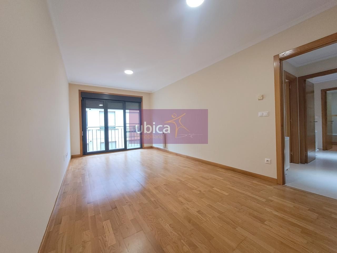 Habitación de Piso en venta en Salceda de Caselas con Calefacción, Trastero y Balcón