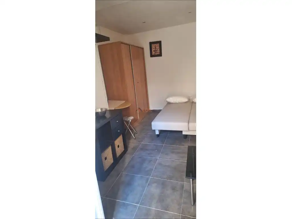 Habitación de Planta baja en venta en Málaga con Aire acondicionado y Amueblado