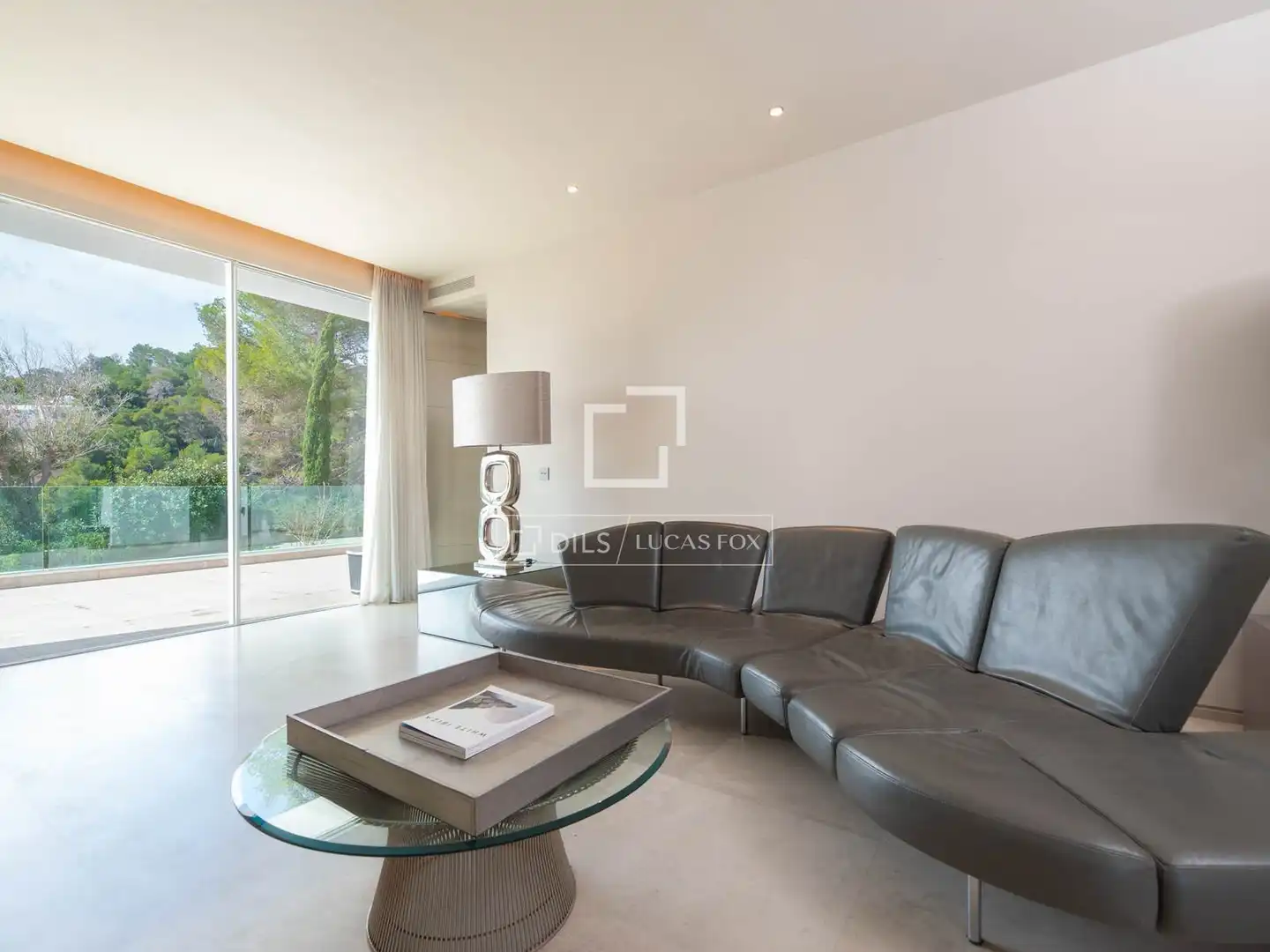 Living room of Houses for sale in Santa Eulària des Riu  with Air Conditioner, Heating and Private garden