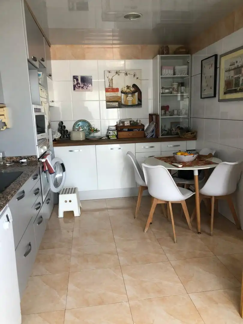 Cocina de Casa adosada en venta en Sant Jaume dels Domenys con Calefacción, Terraza y Trastero
