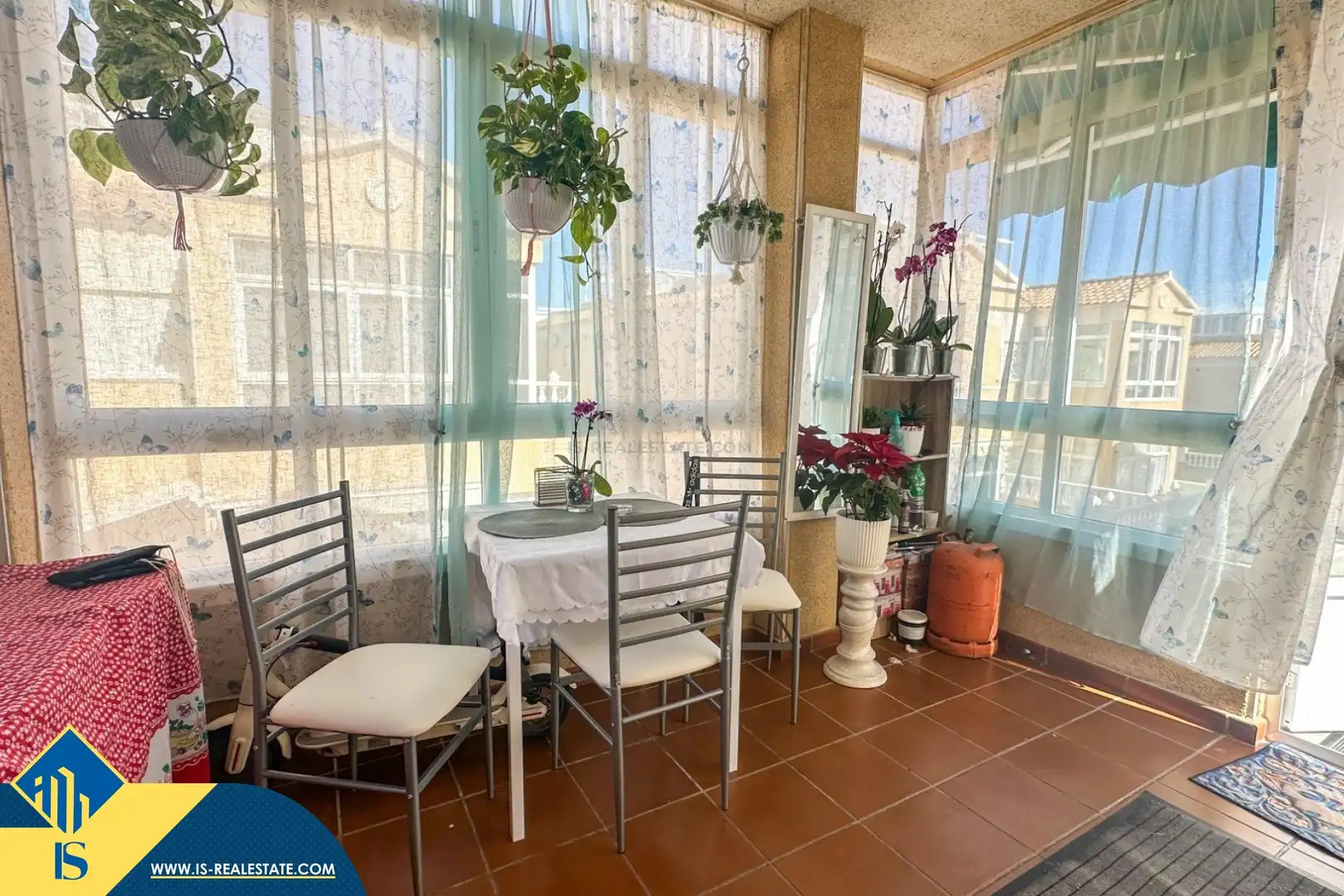 Bungalow con piscina en venta en Centro, imagen 4