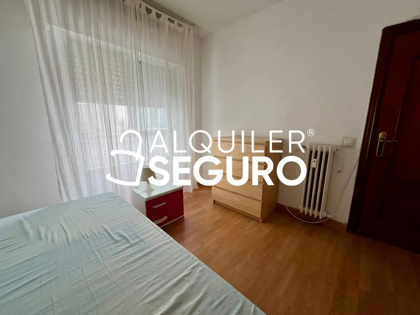 Dormitori de Pis de lloguer en Alcobendas amb Aire condicionat, Calefacció i Terrassa