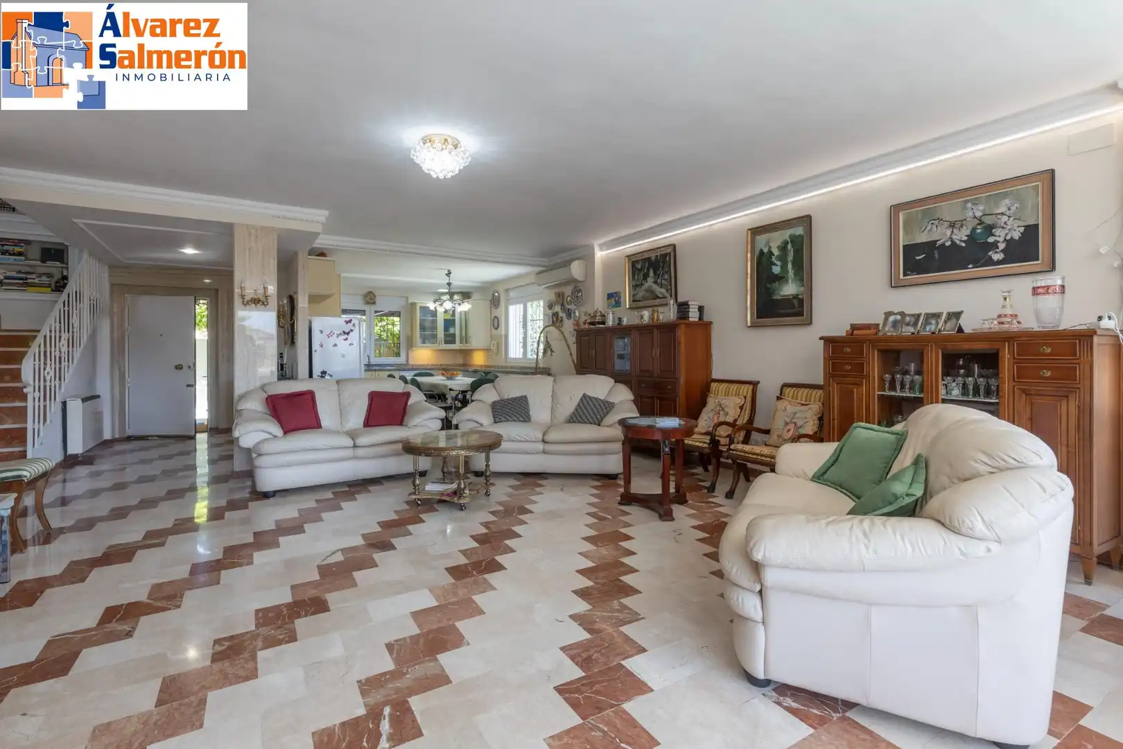House with pool for sale in Avenida MONTEVIVE, imagen 6