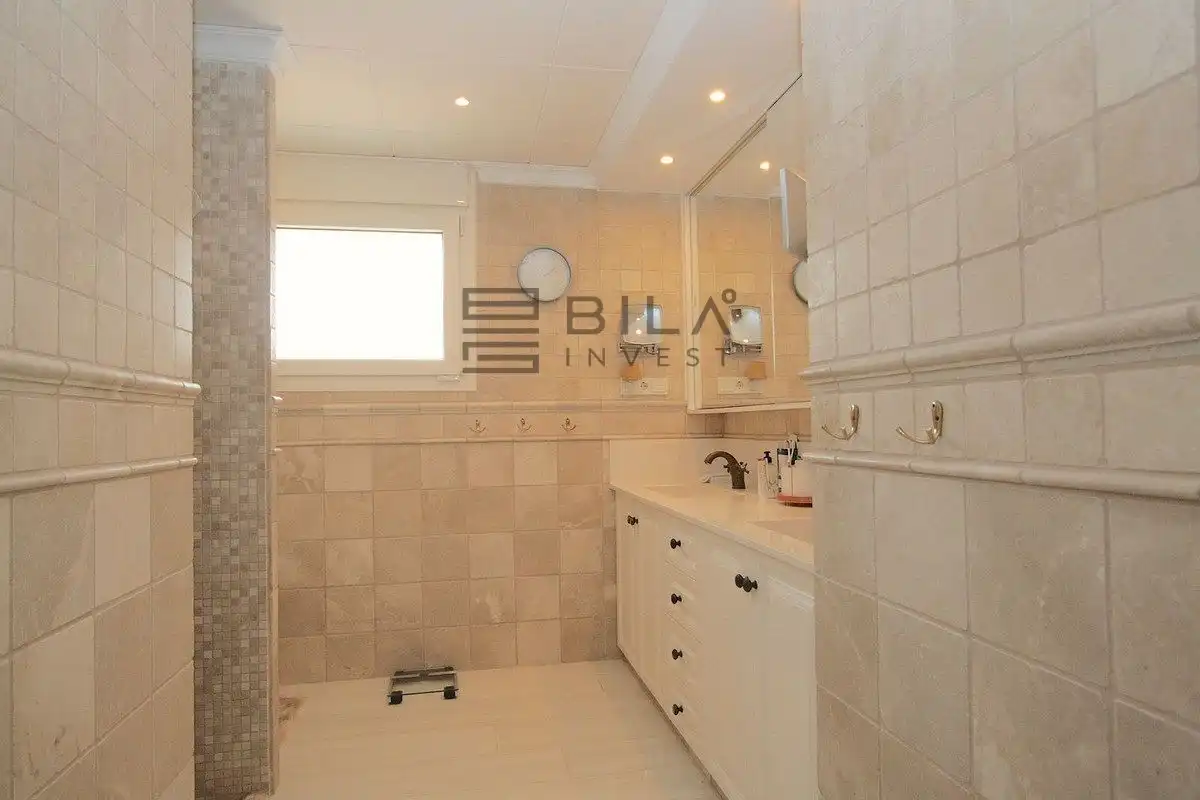 Bany de Casa o xalet en venda en Mijas amb Aire condicionat, Terrassa i Traster