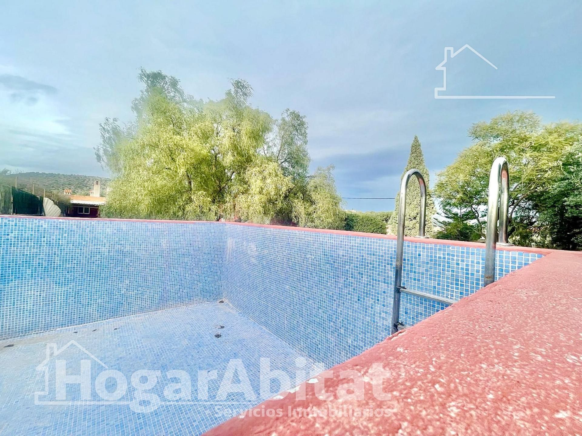 Swimming pool of House or chalet for sale in Onda  with Heating, Terrace and Storage room