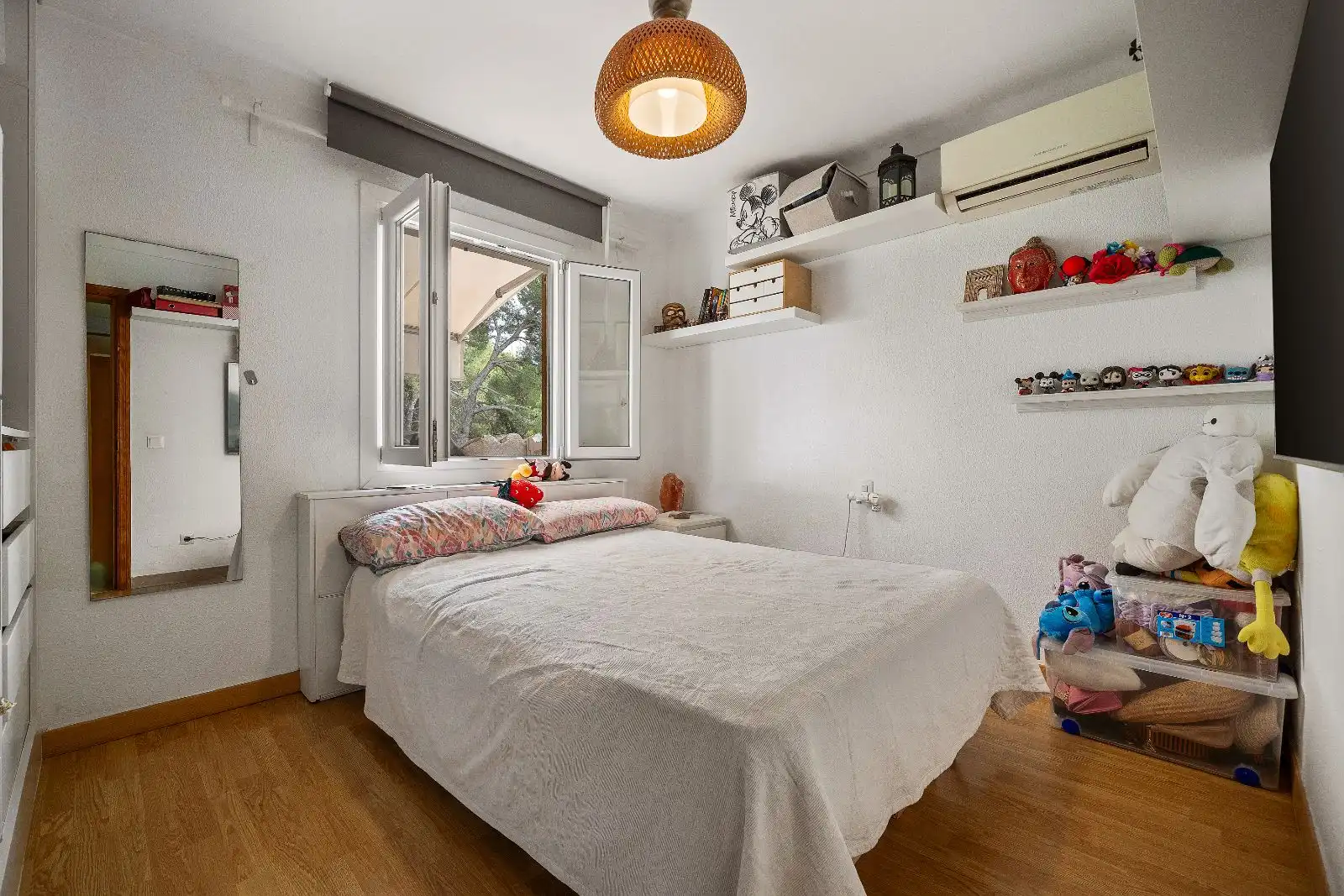 Schlafzimmer von Wohnungen zum Verkauf in Alcúdia mit Klimaanlage, Heizung und Parkett