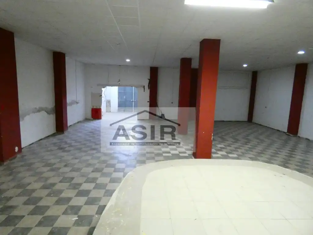 Business premises for sale in Casc Urbà, imagen 2