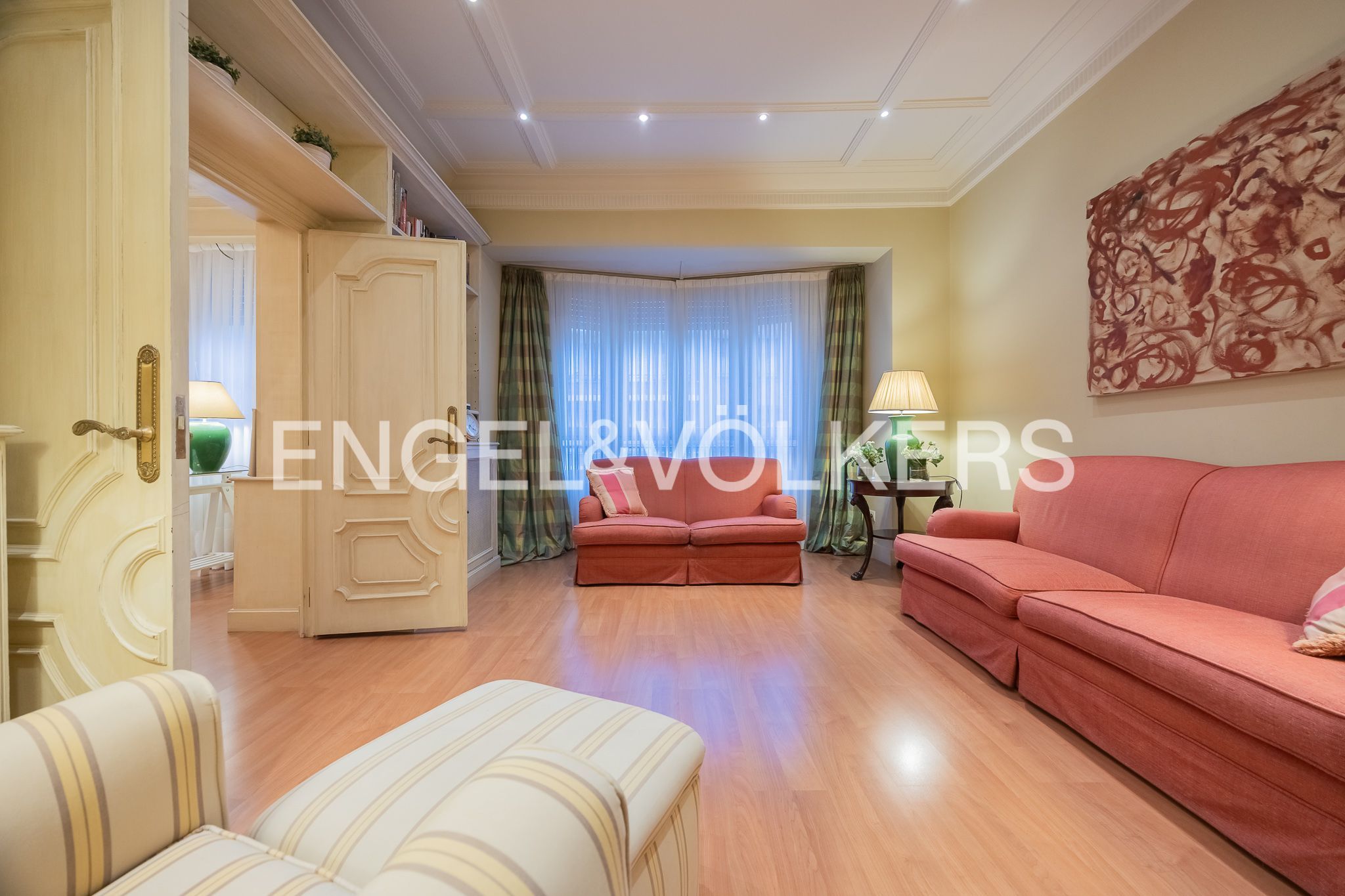 Living room of Apartment for sale in Bilbao   with Heating, Parquet flooring and Storage room