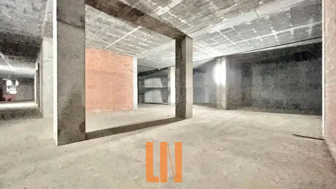 Business premises for sale in Avenida de Lamadosa 7, imagen 2