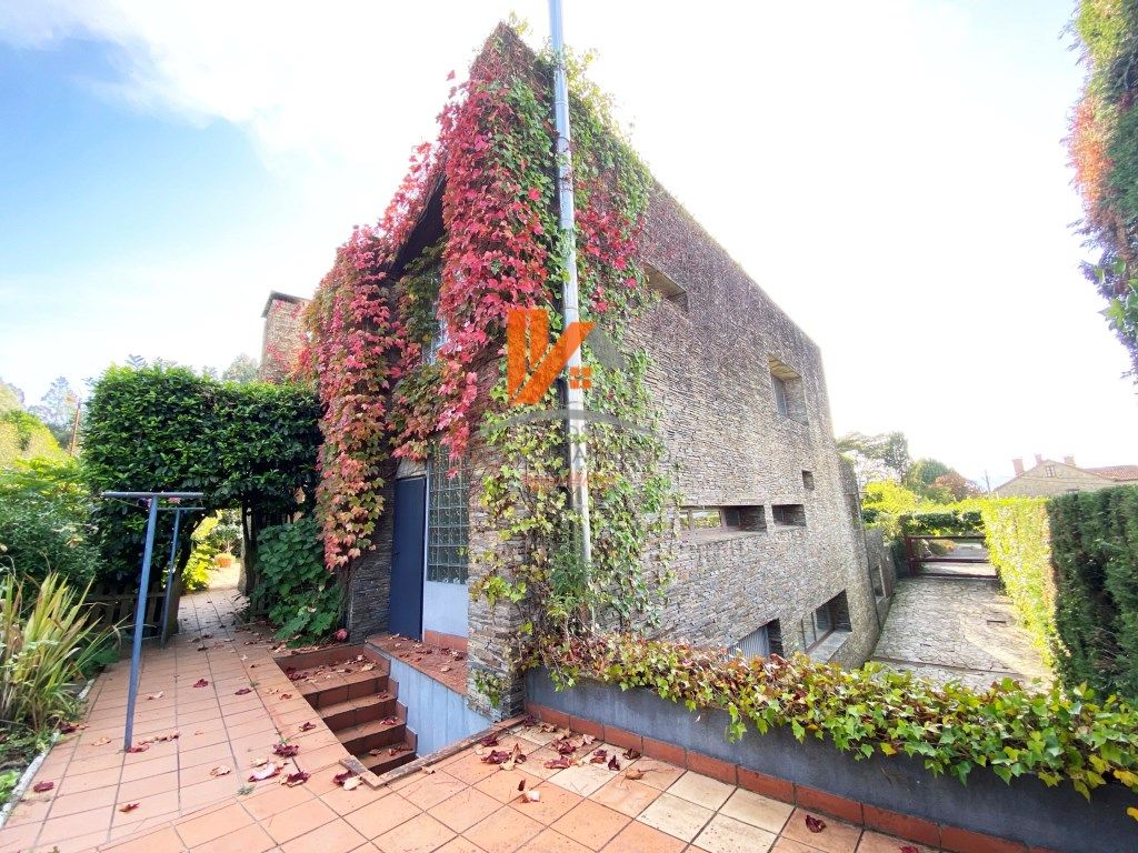Vista exterior de Casa o xalet en venda en Ames amb Terrassa, Traster i Piscina