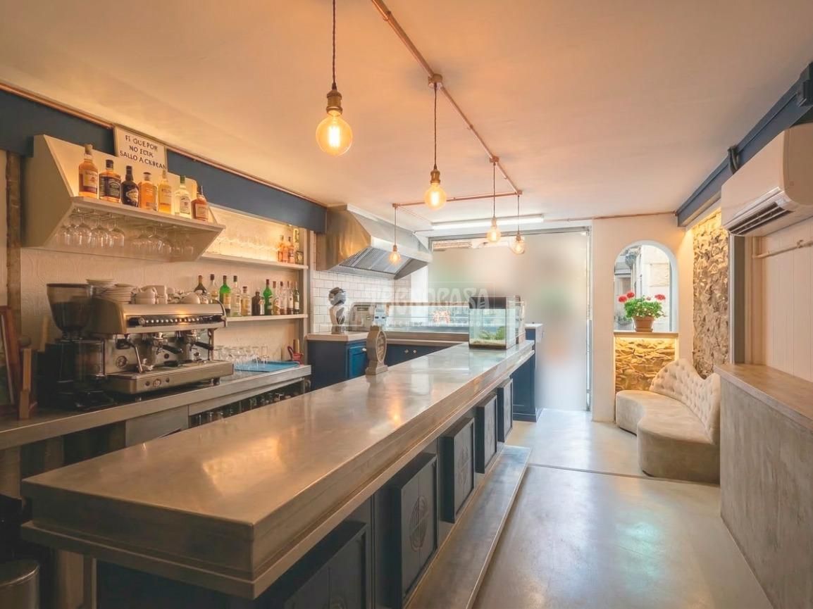 Local de alquiler en El Poble Sec - Parc de Montjuïc, Sants - Montjuïc