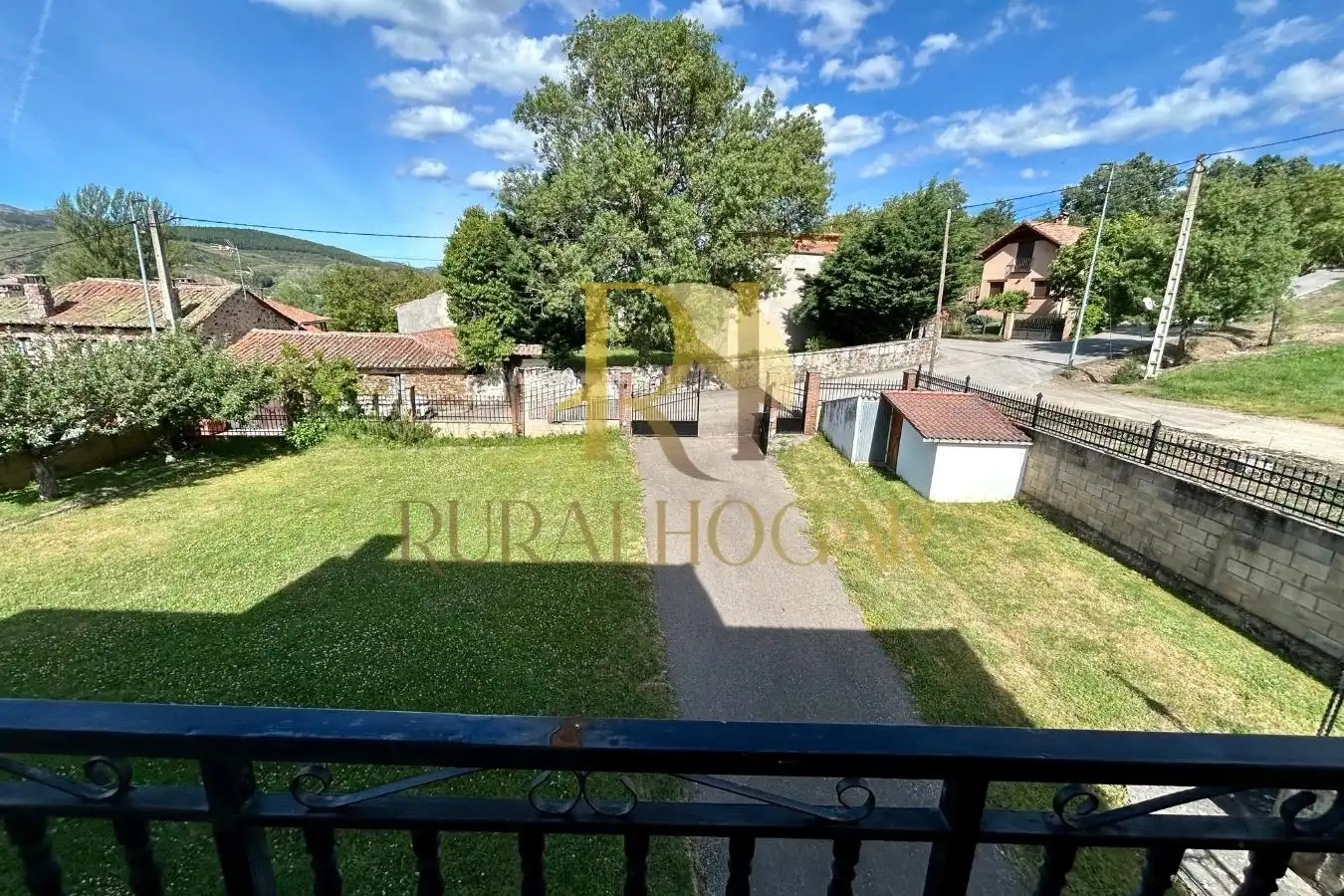Vista exterior de Casa o chalet en venta en Soto y Amío con Calefacción y Terraza