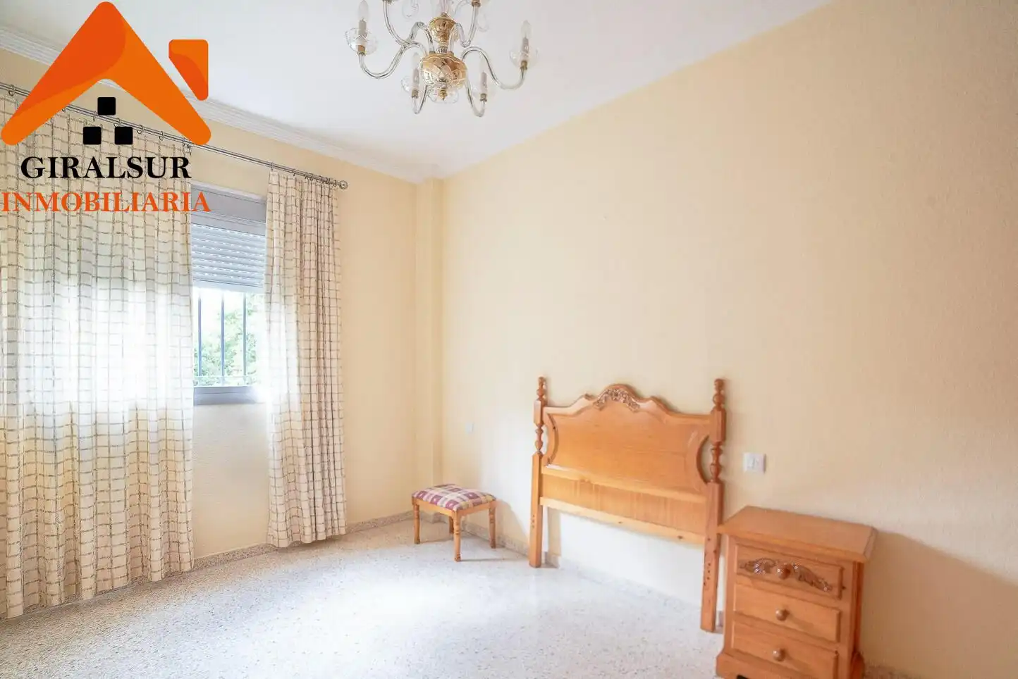 Bedroom of Flat for sale in Sevilla  with Air Conditioner, Storage room and Balcony