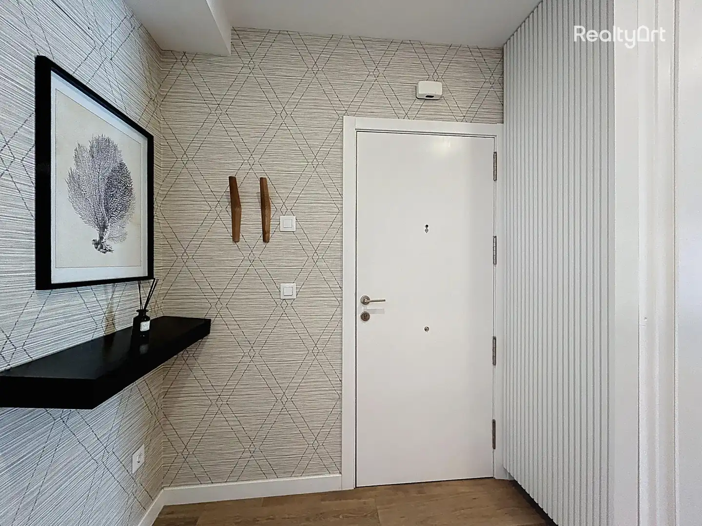 Flat for sale in Sevilla  with Air Conditioner and Furnished
