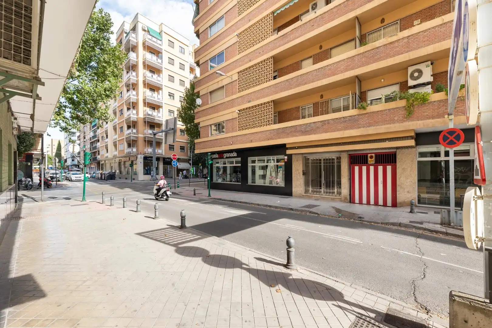 Exterior view of Flat for sale in Granada  with Terrace, Storage room and Balcony
