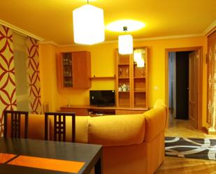 Living room of Flat to rent in Cardeñadijo  with Heating