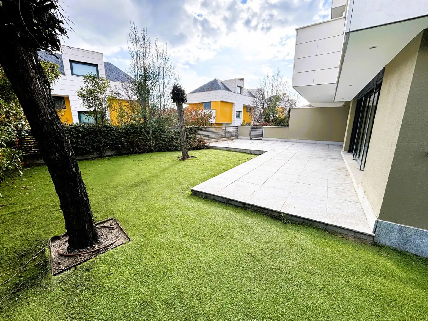 5 hab, 350m² en Encinar de los Reyes, La Moraleja - Image 5