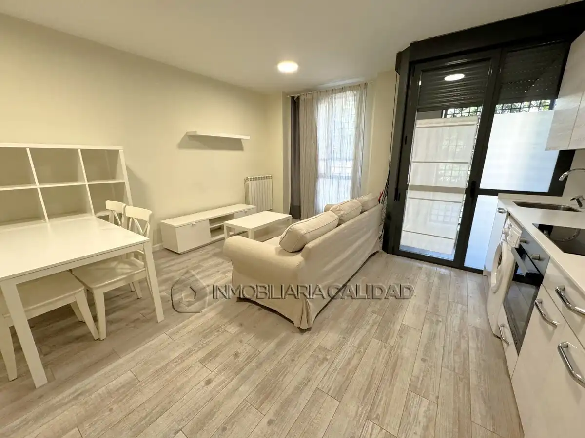 Exterior view of Flat for rent in Burgos  with Heating, Terrace and Furnished