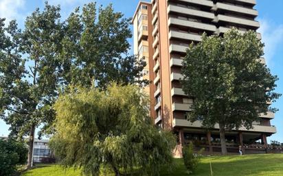 Vista exterior de Pis en venda en Santander amb Traster