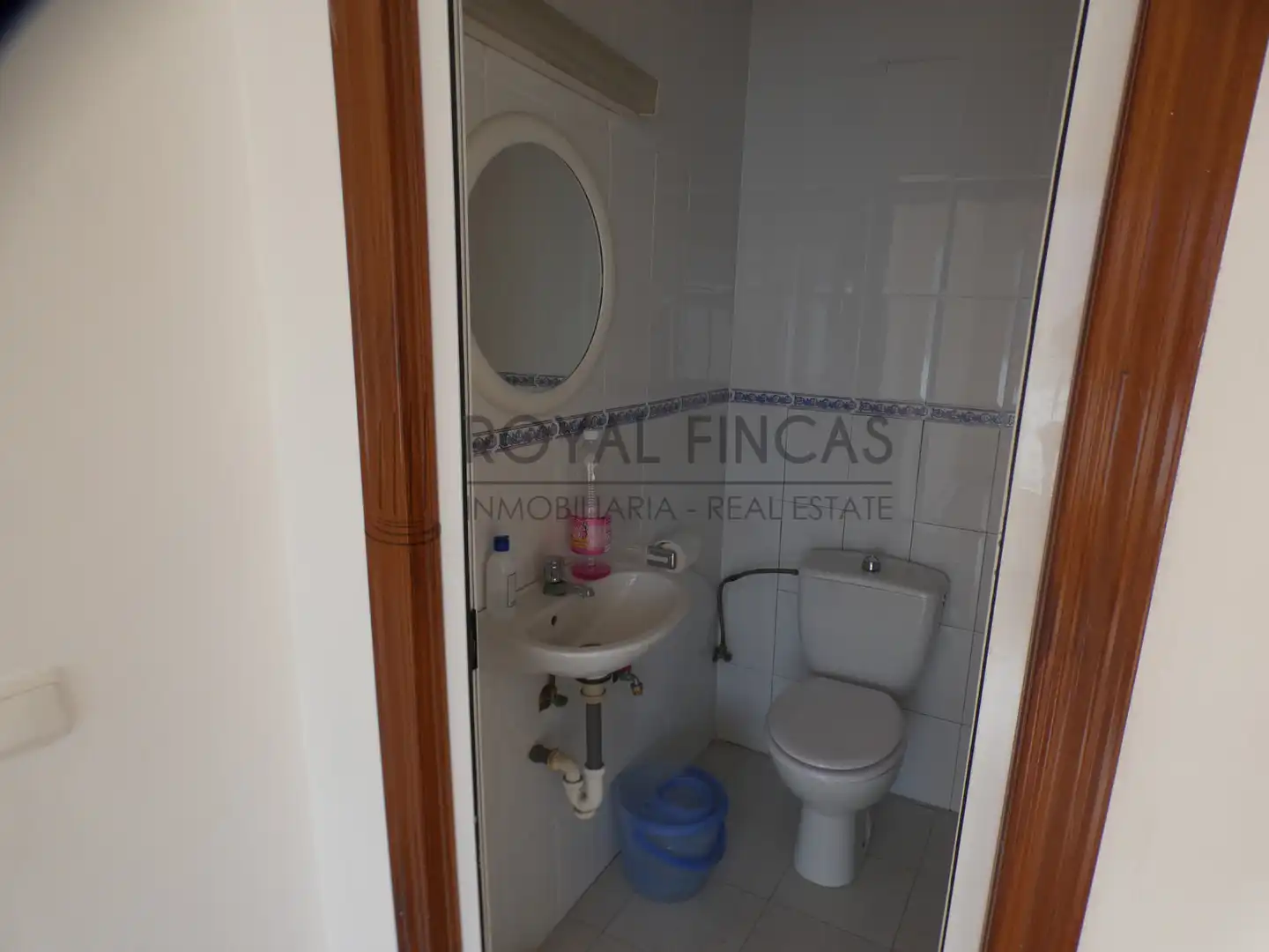 Badezimmer von Geschaftsraum zum Verkauf in Benalmádena mit Klimaanlage