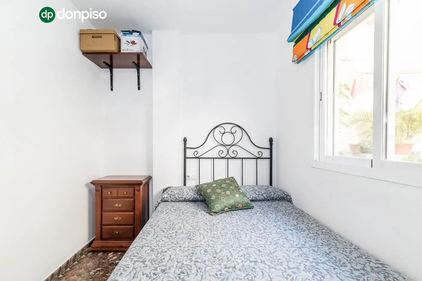 Bedroom of Flat for sale in Peligros, Granada