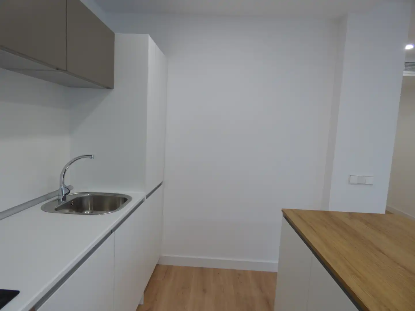 Cocina de Piso de alquiler en Madrid con Aire acondicionado, Calefacción y Trastero