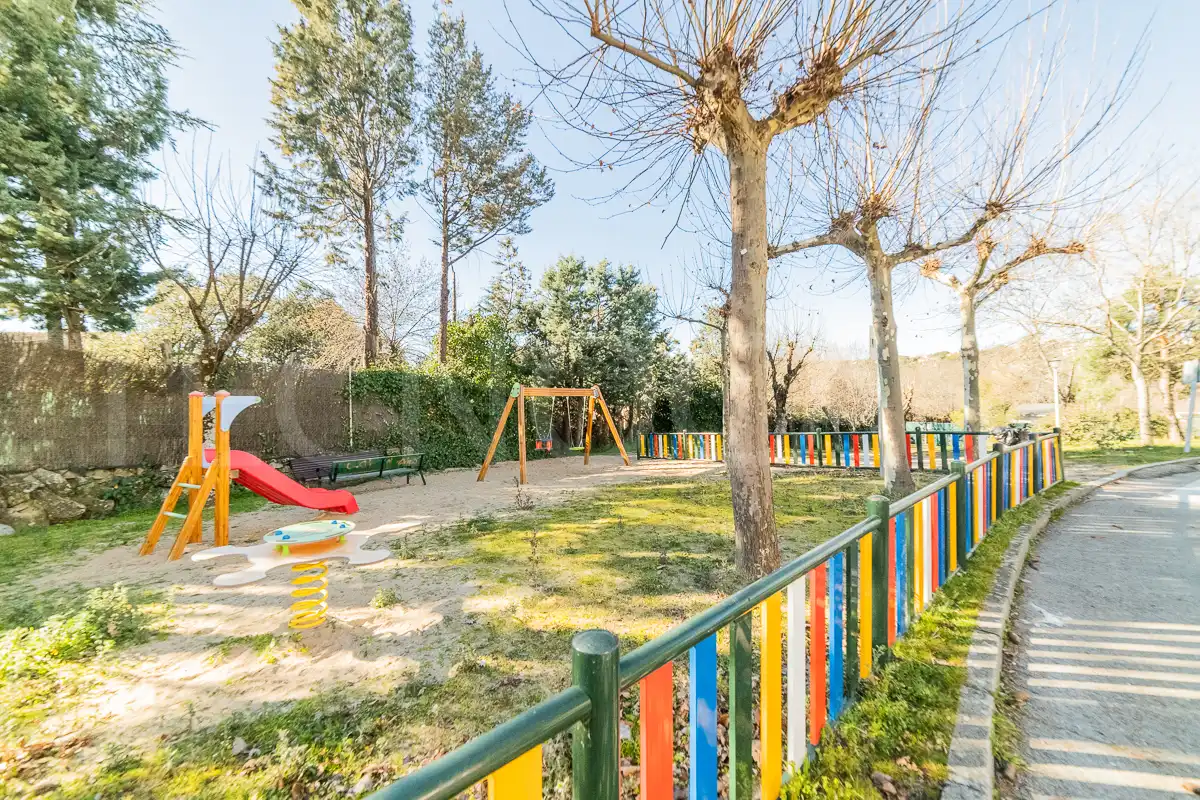Jardí de Pis en venda en Alpedrete amb Aire condicionat, Calefacció i Terrassa
