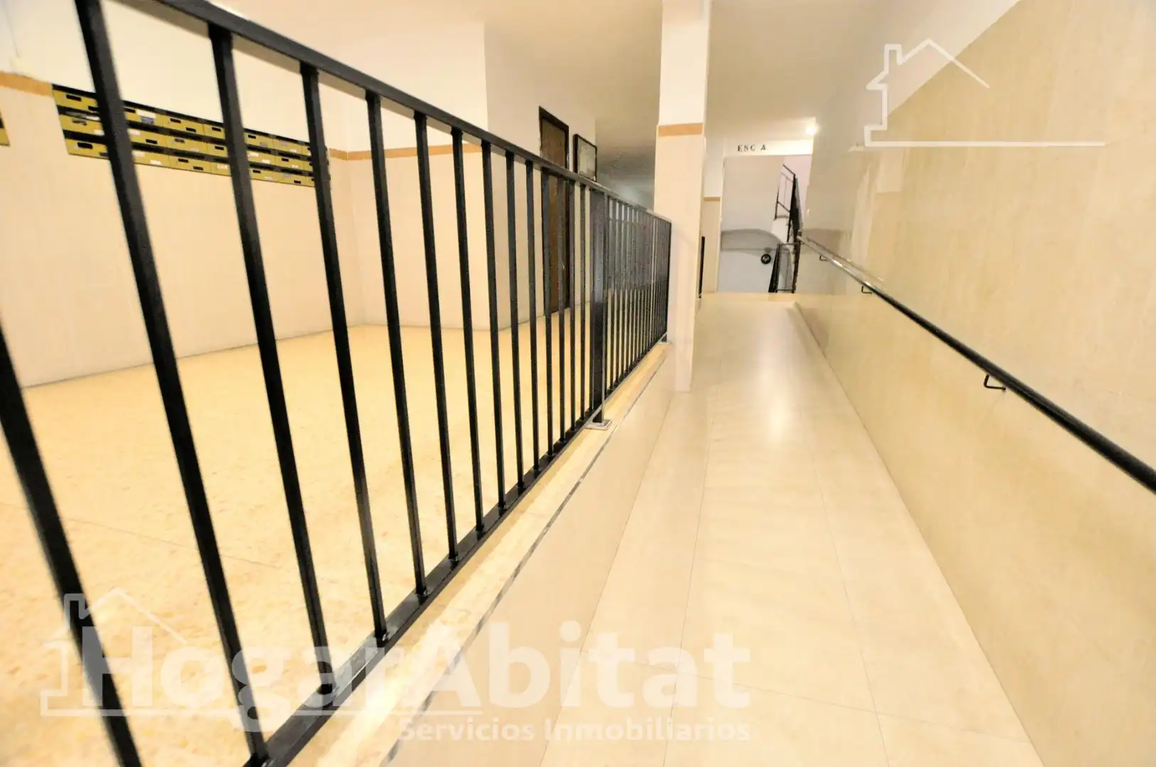 Piso en venta en Burjassot con Aire acondicionado, Calefacción y Terraza