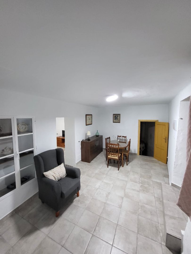 Sala d'estar de Casa o xalet de lloguer en Sedella amb Calefacció, Terrassa i Moblat