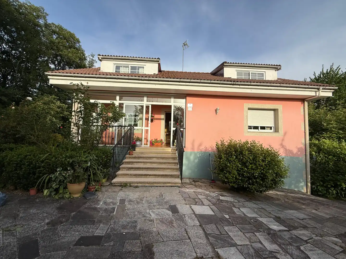 Exterior view of Houses for sale in Begonte  with Heating, Private garden and Terrace