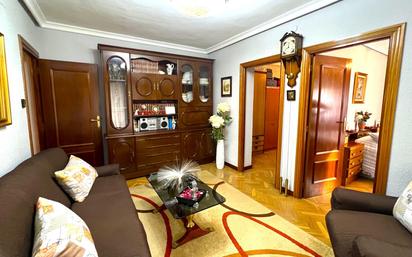 Living room of Flat for sale in  Madrid Capital  with Air Conditioner, Heating and Terrace