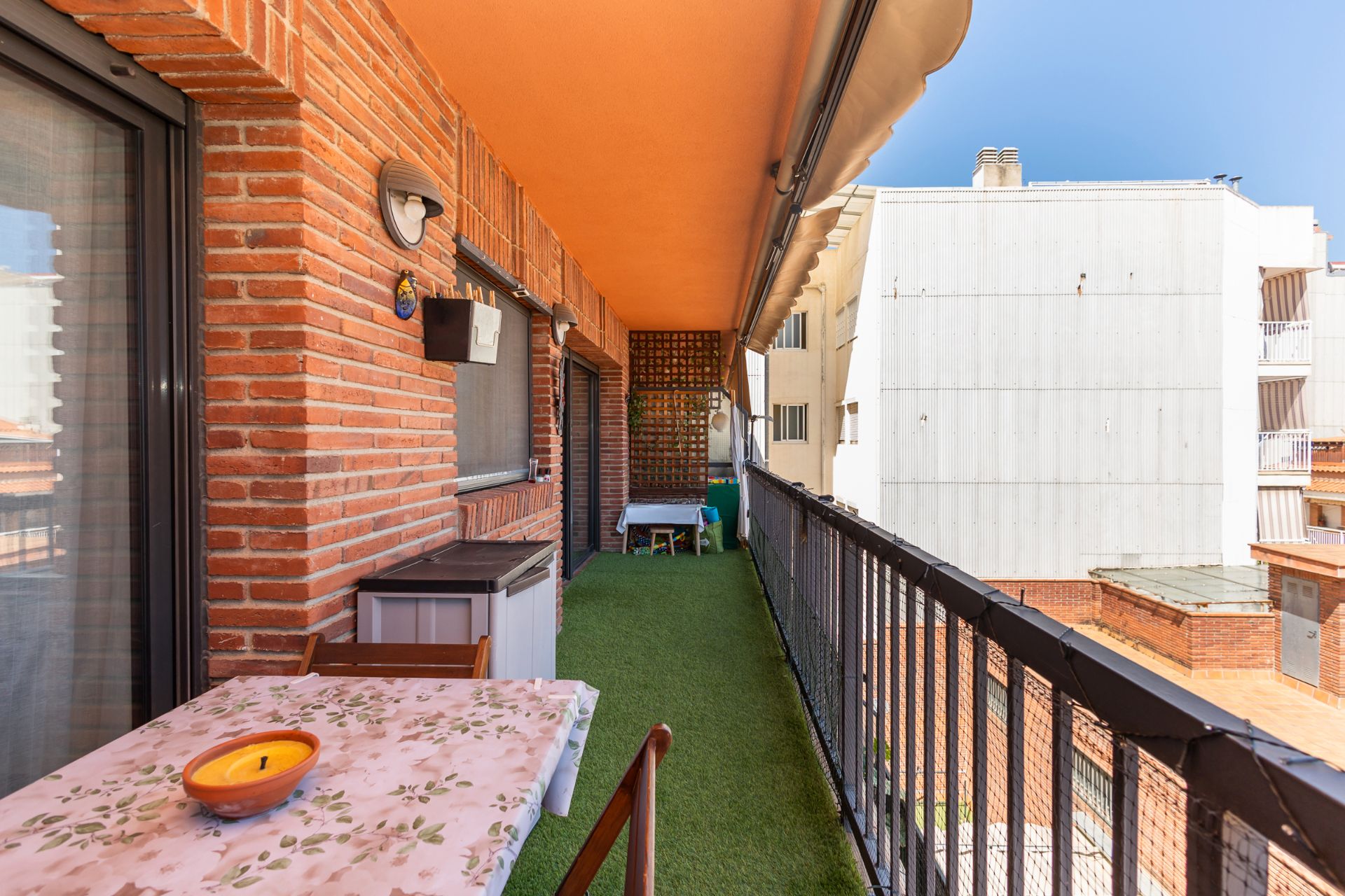 Terraza de Piso en venta en Viladecans con Calefacción, Parquet y Terraza