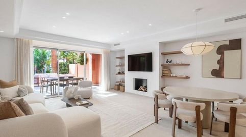Exclusiva casa pareada de lujo en la Milla de Oro de Marbella
