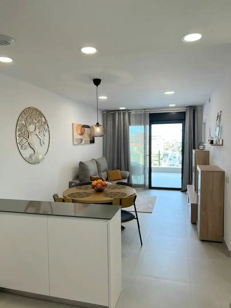 Apartment with pool for sale in Nueva Torrevieja - Aguas Nuevas