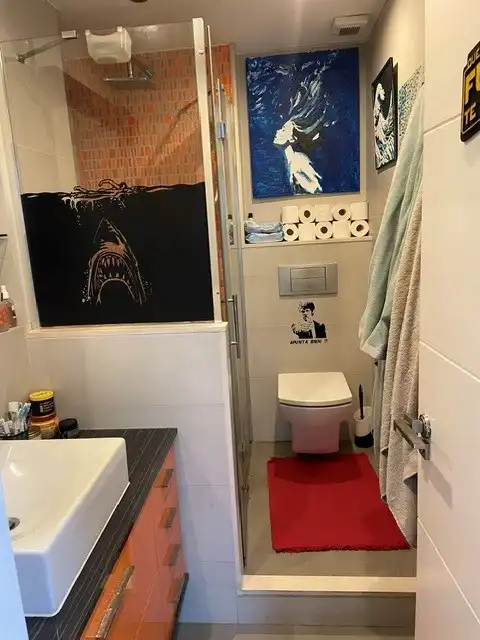 Bathroom of Flat for sale in Barcelona  with Air Conditioner, Heating and Oven