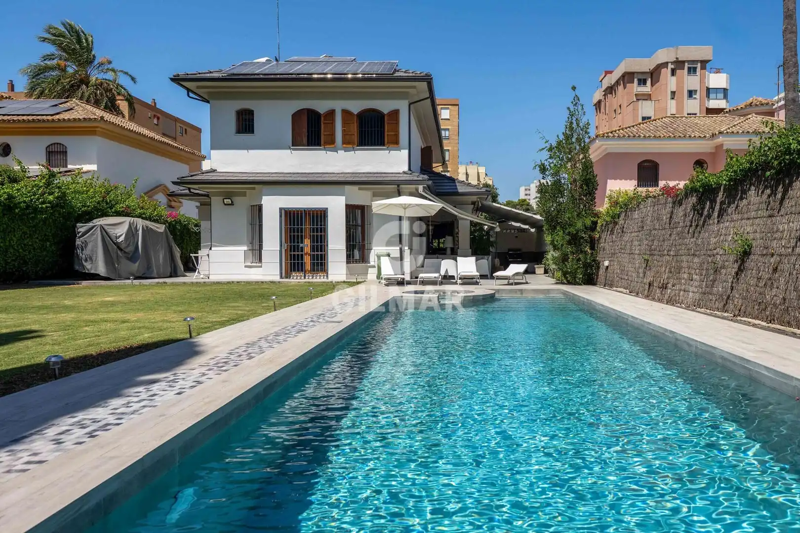 Exterior view of Houses for sale in Jerez de la Frontera  with Heating, Private garden and Swimming Pool