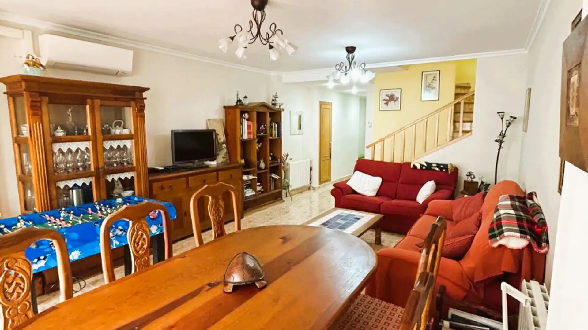 Wohnzimmer von Einfamilien-Reihenhaus zum Verkauf in Manises mit Terrasse